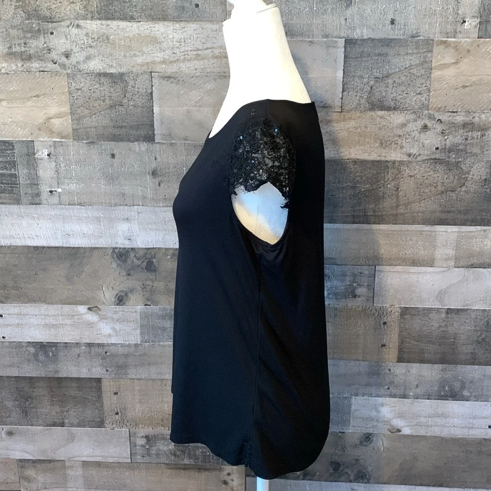 White House Black Market top with sequined cap sleeves - Picture 4 of 16